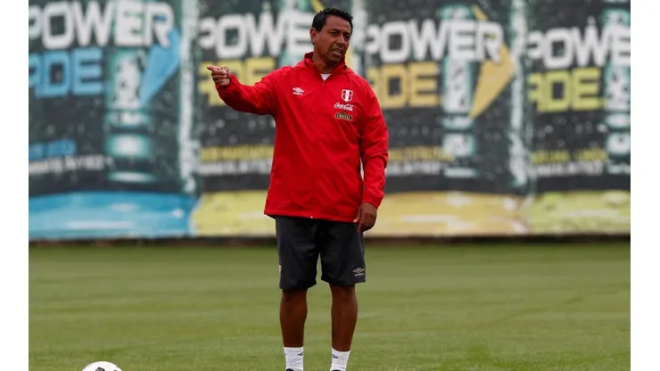 Solano dirigió a Universitario de Deportes en el 2012.