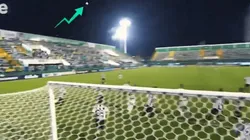 Video diabólico: el balón embrujado que se volvió viral en el duelo entre Mineiro y Chapecoense