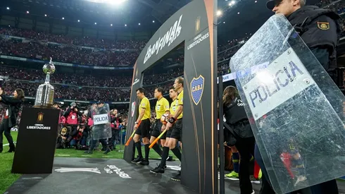 En plena polémica, Conmebol definió los arbitrajes para los octavos de la Copa Libertadores