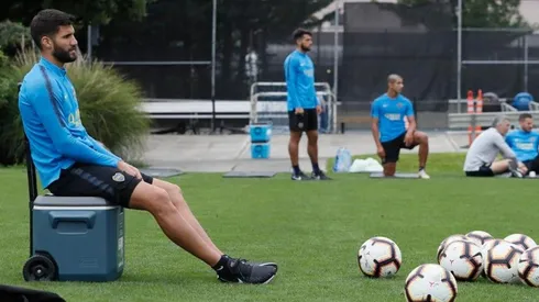 Sufren Alfaro y Boca: el parte médico oficial de la lesión de Lisandro López