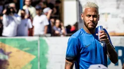 Neymar debe definir su futuro. (Getty)