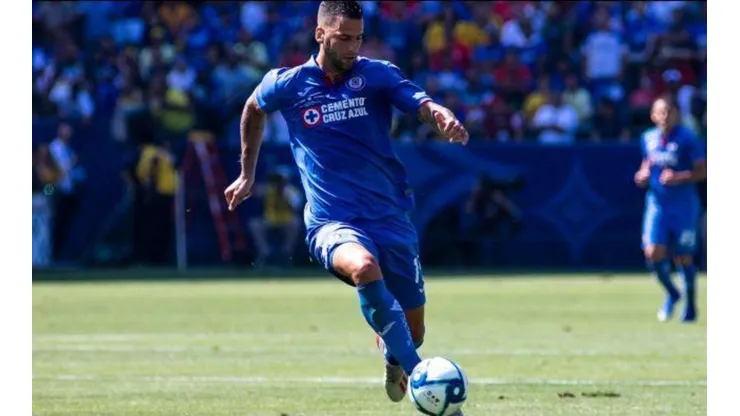 VIDEO: Édgar Méndez puso el 3-0 en la goleada del Cruz Azul
