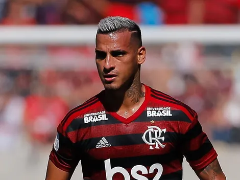 Con Trauco los 90': Flamengo goleó 6-1 al Goiás en el Maracaná