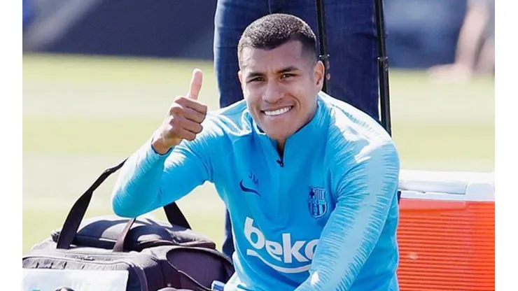 Feliz domingo: Murillo posó con la camiseta de Sampdoria y recuperó su mejor sonrisa