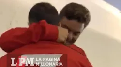 Video: estaba por salir al Monumental, Mora quebró en llanto y fue Gallardo quien lo contuvo