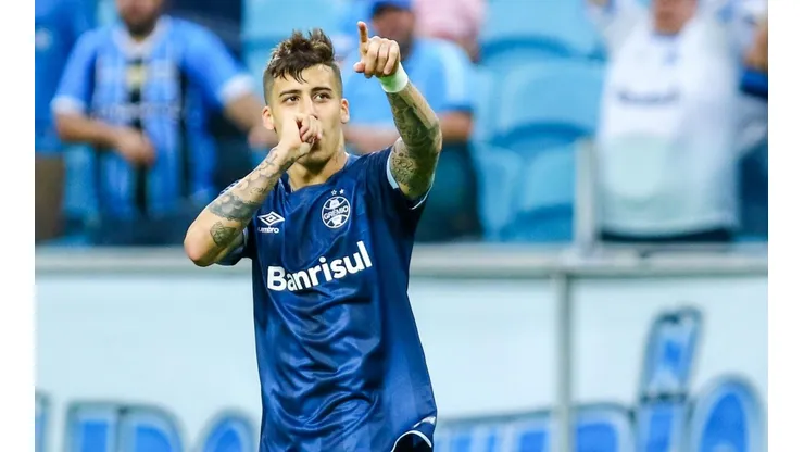 Beto jugó en el Gremio con Everton Cebolinha.