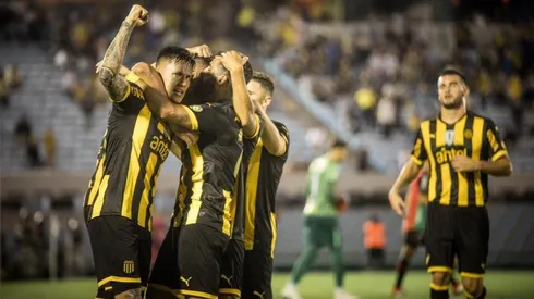 A qué hora juegan Peñarol vs Boston River por la Primera División de Uruguay