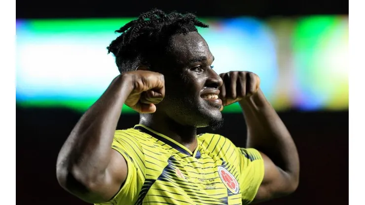 La oferta millonaria de la Premier League por Duván Zapata que nos ilusiona a todos