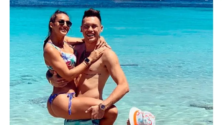 Su mujer cortó la foto 'justo ahí', pero Ocampos no se resistió y le dejó un comentario