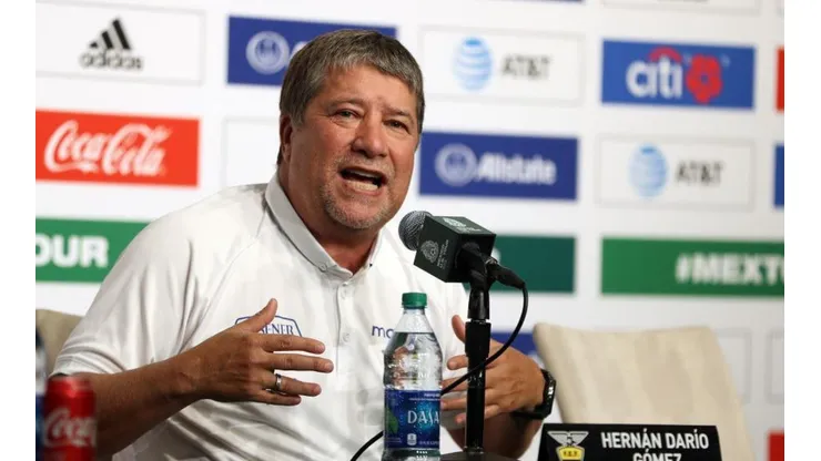Bolillo Gómez pone su futuro en la Selección Ecuador a manos de la Federación