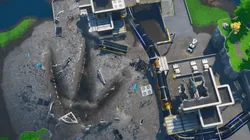 Como encontrar el Fortbyte #23 entre un campamento de caravanas, una gasolinera y una huella monstruosa