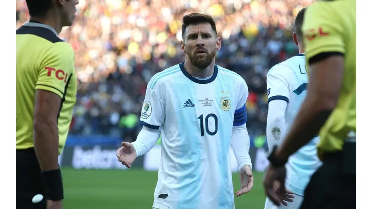 Exarquero de Chile le pegó a Messi: "Argentina tiene dos mundiales, uno en dictadura y el otro con la mano"