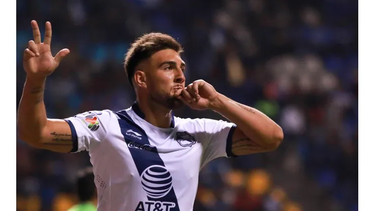 Cavallini, a detalles de ser futbolista del Cruz Azul