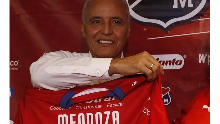 Alexis Mendoza, técnico de Independiente Medellín.