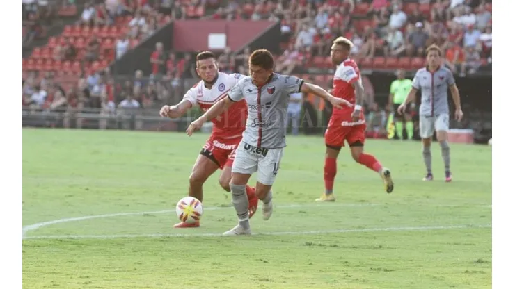 Colón vs. Argentinos Juniors por la Copa Sudamericana.