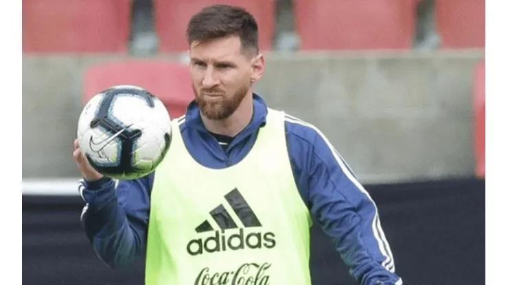Capitán, líder y solidario: la movida de Messi para combatir la ola de frío