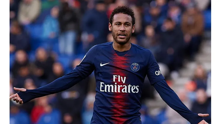 Neymar todavía pertenece a Paris Saint-Germain.