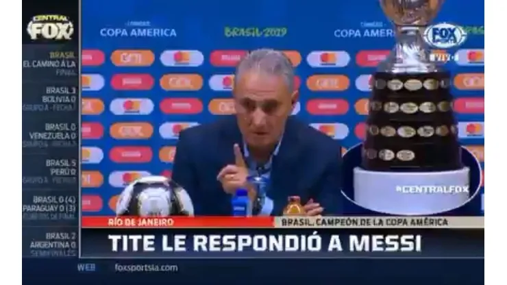 Tité en conferencia de prensa.