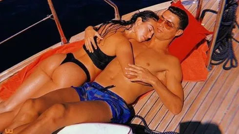 Cristiano se quedó dormido, Georgina aprovechó y subió una foto besándolo: "Dulces sueños mi lindo"