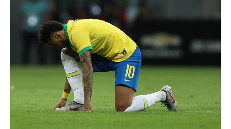 Neymar y un mensaje para sus compañeros.