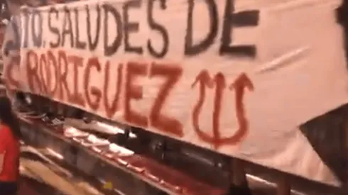 El polémico 'trapo' de hinchas de América dedicado a Jorge Luis Pinto