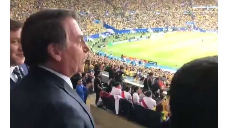 Bolsonaro se abrazó con Alejandro Domínguez.