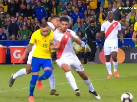 Hombro con hombro: el reclamo de los hinchas peruanos