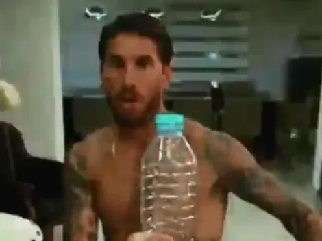 Totalmente loco: Sergio Ramos subió un video destapando una botella con la lengua