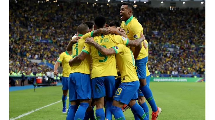 El festejo de los jugadores brasileños.