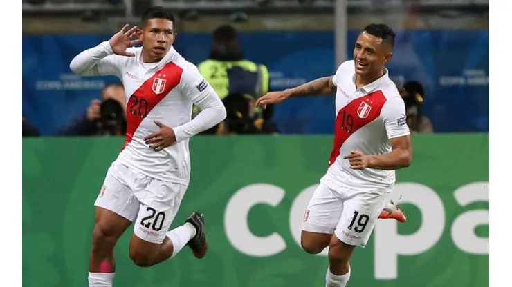 Flores será titular ante Brasil.