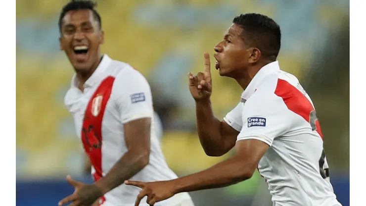 Flores consiguió el tercero contra Bolivia.