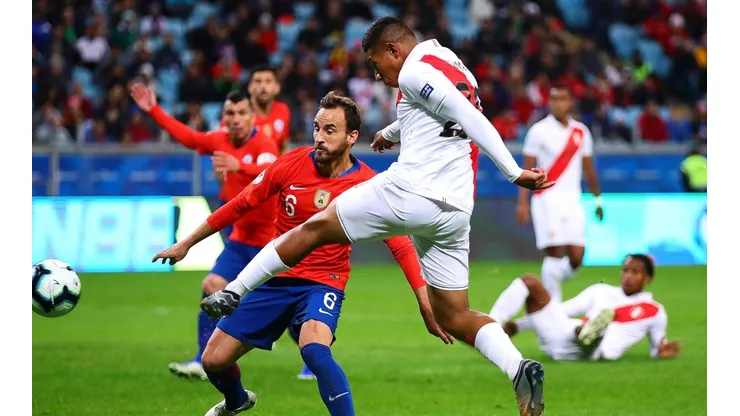 Flores es el segundo goleador de la era Gareca.
