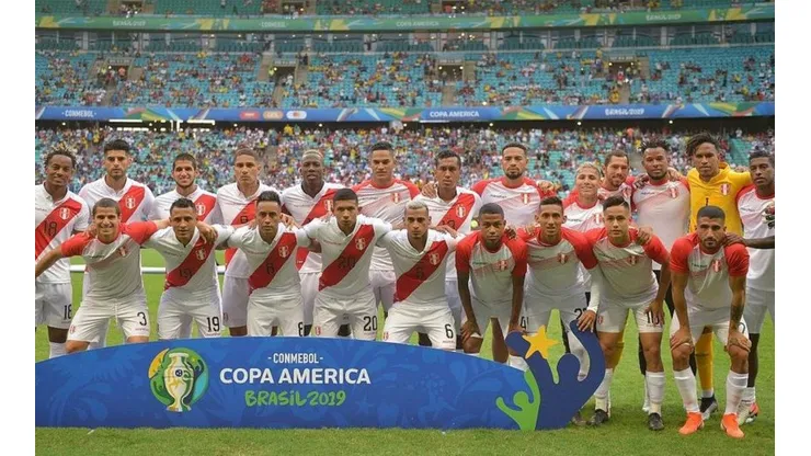 Perú le ganó 3 a 0 a Chile en las semifinales