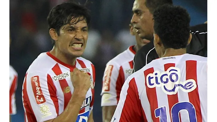 Nadie lo entiende: ¡firmatón en Barranquilla para que Matías Fernández de quede en Junior!