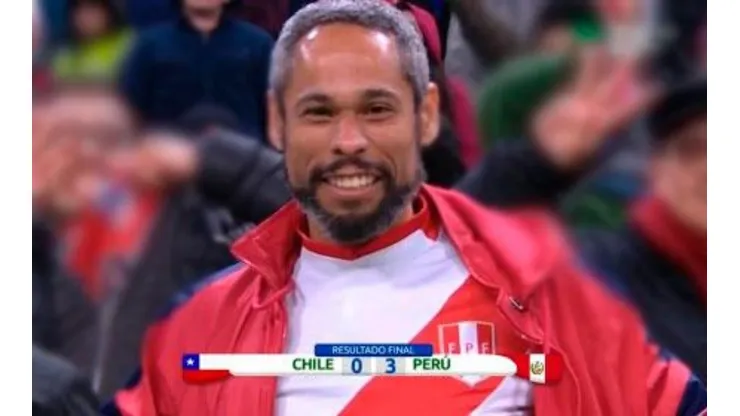 En plena transmisión oficial del partido entre Perú y Chile, un hincha de River trolleó a Boca
