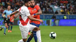 Zambrano jugó junto a Luis Abram en la zaga peruana.