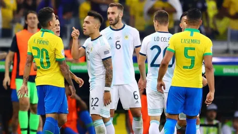 Diario Olé: en el entretiempo de Argentina-Brasil casi se arma una batalla entre los jugadores