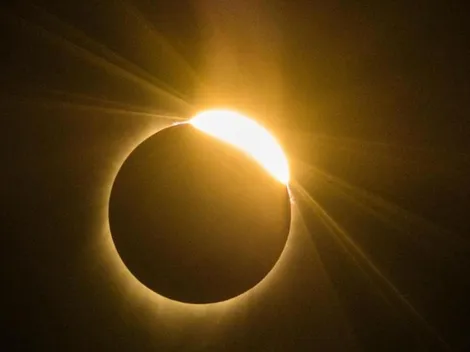 A qué hora es el eclipse solar en Colombia