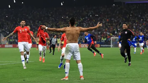 Foto de los jugadores de Chile celebrando.
