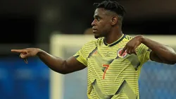 Duván Zapata con el seleccionado colombiano.