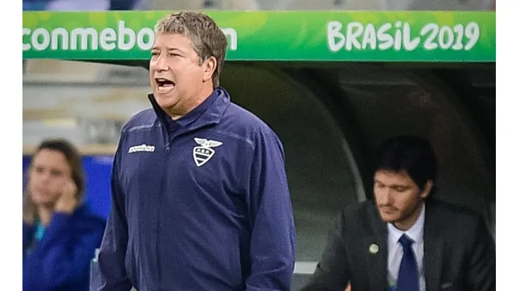 Ecuafútbol tiene fecha definida para resolver la continuidad de Bolillo Gómez