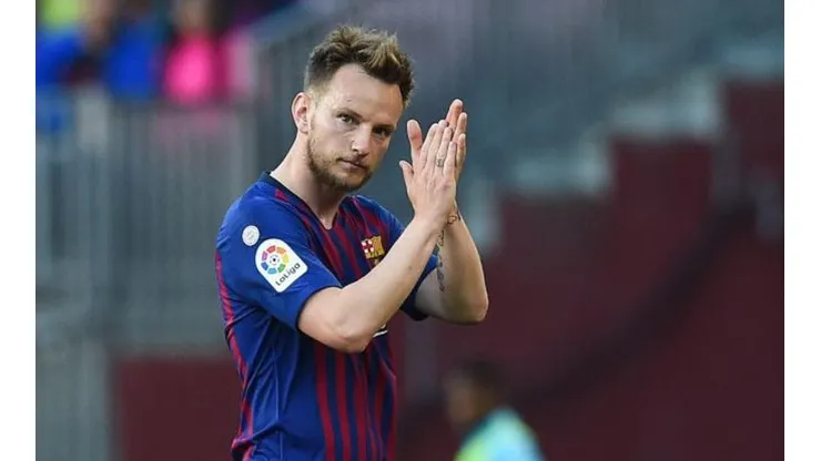 Se encendieron las alarmas en Barcelona por el viaje silencioso de Rakitic a París