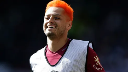 Chicharito Hernández podría dejar el West Ham en este mercado de pases.