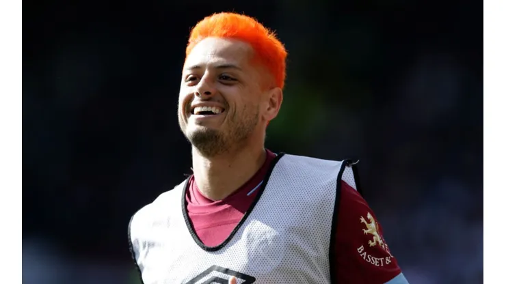 Chicharito Hernández podría dejar el West Ham en este mercado de pases.