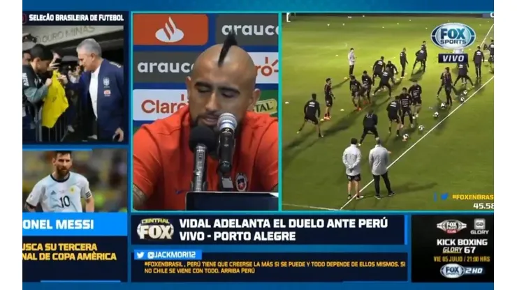 Arturo Vidal en conferencia de prensa.