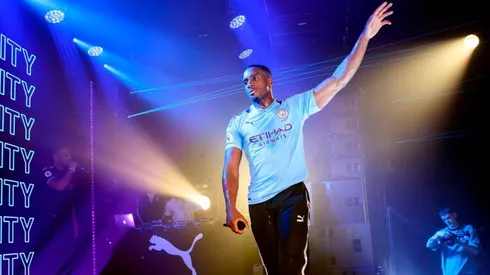 La nueva camiseta de Manchester City.