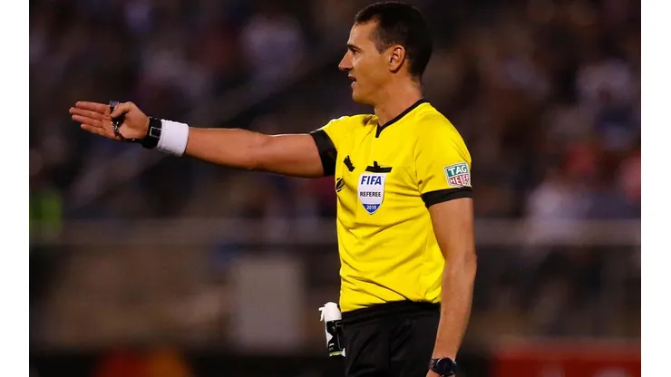 Wilmar Roldán será el árbitro del partido ante Chile