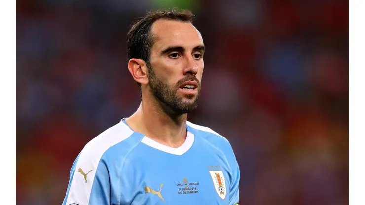 Es oficial: Diego Godín fue anunciado en su nuevo equipo