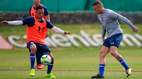 "Compañerismo": la foto de Jonathan Rodríguez y Yotún que emocionará a los de Cruz Azul