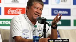 Bombazo: al Bolillo ya le habrían comunicado que no va más en Ecuador